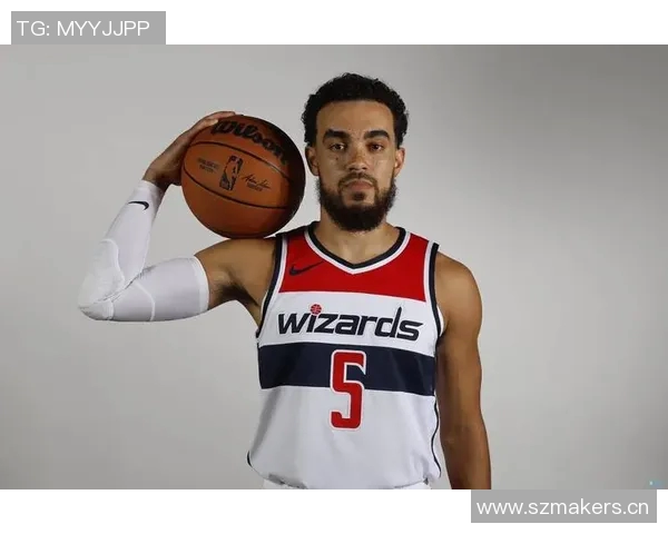 莫斯利称赞泰厄斯琼斯开局表现为球队注入活力奠定比赛基调 莫斯利称赞泰厄斯琼斯开局表现为球队注入活力奠定比赛基调