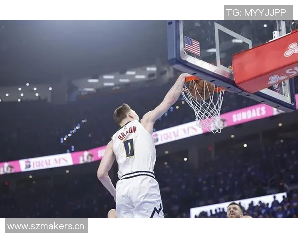 布劳恩遗憾未能挑战老队友小乔丹隔扣机会引发热议 布劳恩遗憾未能挑战老队友小乔丹隔扣机会引发热议