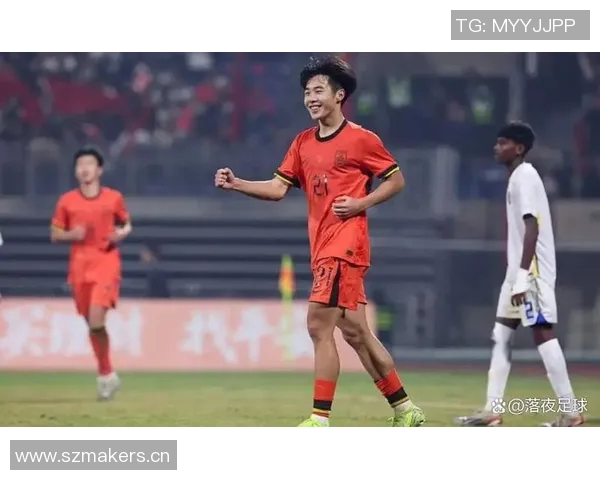 U16国足大胜8-0徐正鹏传中助攻张伯霖精彩头球破门