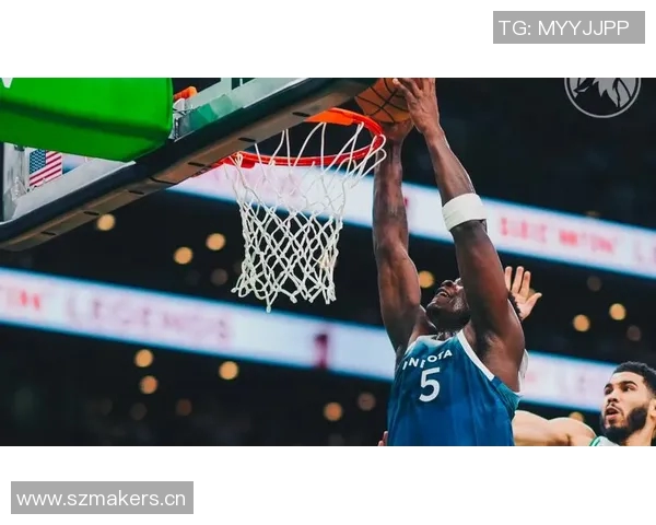 爱德华兹双撤步后再跳一步是否算走步引发热议 爱德华兹双撤步后再跳一步是否算走步引发热议